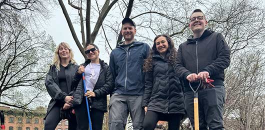 Justin team with team